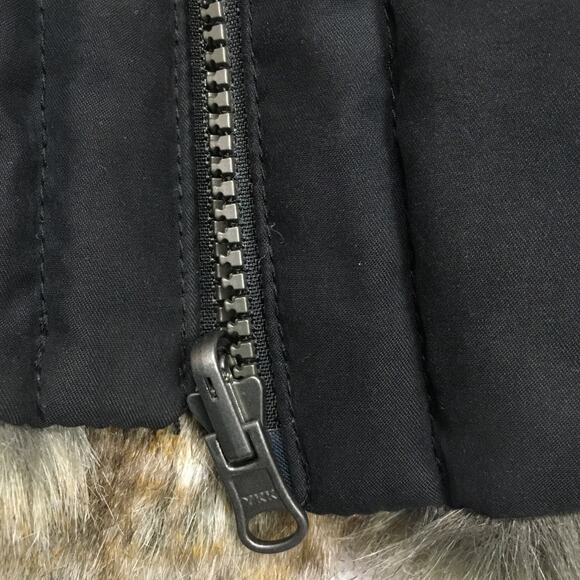 Weatherproof Vest Reversible Faux Fur‎ Outerwear Women's Medium Black Brown Zip - Picture 8 of 12